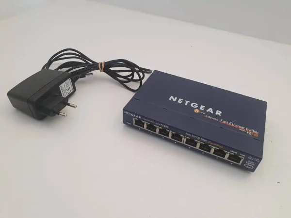 8 портов Switch Netgear FS108 - Image 2